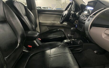 Mitsubishi Pajero Sport II рестайлинг, 2014 год, 1 490 000 рублей, 16 фотография