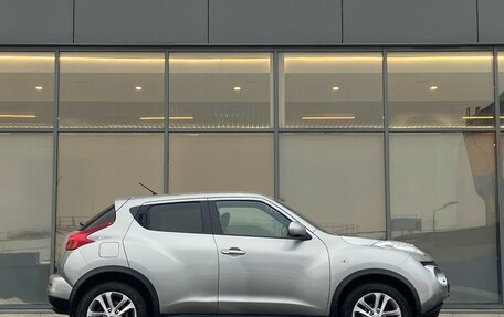 Nissan Juke II, 2011 год, 599 000 рублей, 3 фотография