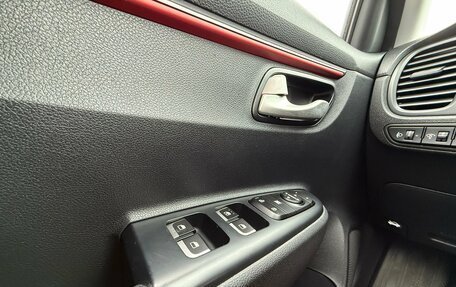 KIA Rio IV, 2019 год, 1 385 000 рублей, 16 фотография