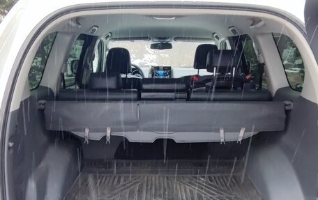 Toyota Land Cruiser Prado 150 рестайлинг 2, 2010 год, 3 550 000 рублей, 11 фотография