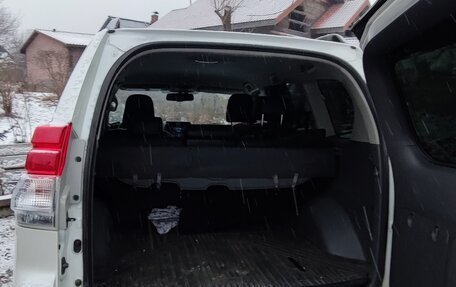 Toyota Land Cruiser Prado 150 рестайлинг 2, 2010 год, 3 550 000 рублей, 13 фотография