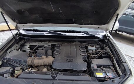 Toyota Land Cruiser Prado 150 рестайлинг 2, 2010 год, 3 550 000 рублей, 9 фотография