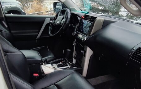 Toyota Land Cruiser Prado 150 рестайлинг 2, 2010 год, 3 550 000 рублей, 18 фотография