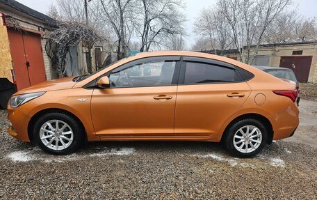 Hyundai Solaris II рестайлинг, 2017 год, 1 290 000 рублей, 7 фотография