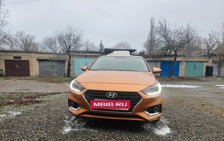 Hyundai Solaris II рестайлинг, 2017 год, 1 290 000 рублей, 2 фотография
