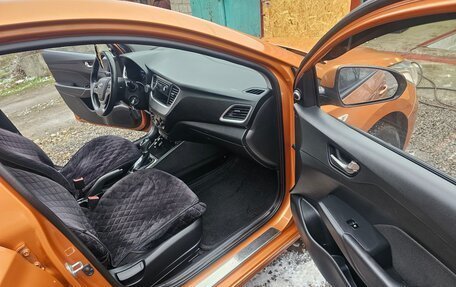 Hyundai Solaris II рестайлинг, 2017 год, 1 290 000 рублей, 14 фотография