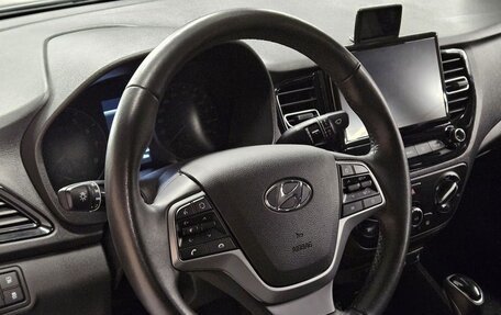 Hyundai Solaris II рестайлинг, 2022 год, 1 890 000 рублей, 15 фотография