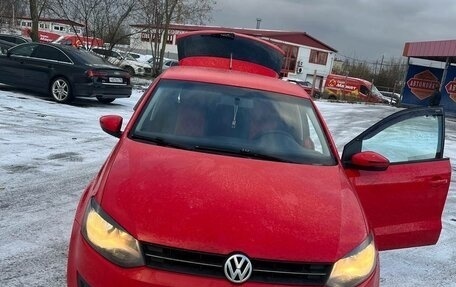 Volkswagen Polo VI (EU Market), 2011 год, 520 000 рублей, 2 фотография