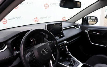 Toyota RAV4, 2021 год, 4 160 000 рублей, 7 фотография