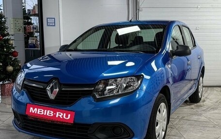 Renault Logan II, 2017 год, 895 000 рублей, 2 фотография