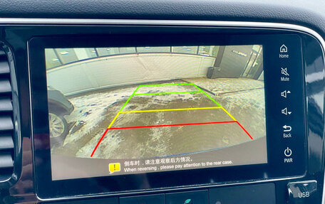 Mitsubishi Outlander III рестайлинг 3, 2022 год, 2 690 000 рублей, 17 фотография