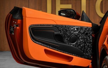 Aston Martin DB11 I, 2017 год, 15 400 000 рублей, 12 фотография