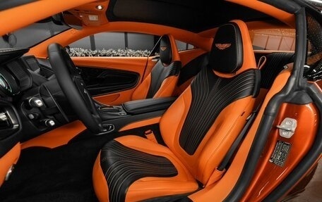 Aston Martin DB11 I, 2017 год, 15 400 000 рублей, 14 фотография