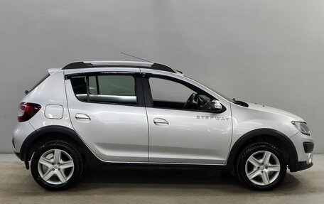 Renault Sandero II рестайлинг, 2016 год, 958 000 рублей, 4 фотография