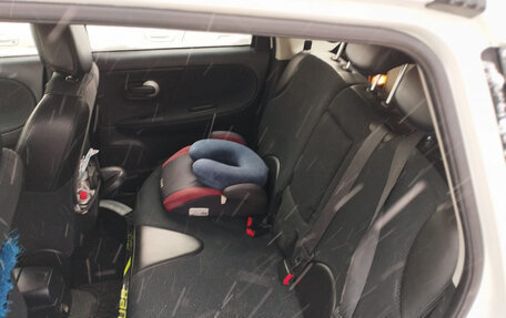 Nissan Note II рестайлинг, 2013 год, 750 000 рублей, 6 фотография