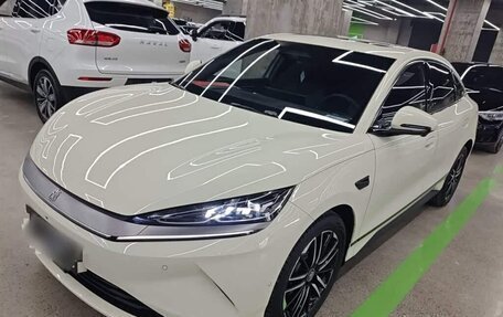 BYD Qin, 2025 год, 2 100 000 рублей, 1 фотография