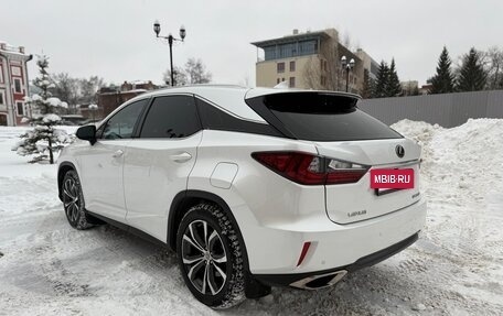 Lexus RX IV рестайлинг, 2017 год, 4 249 000 рублей, 8 фотография
