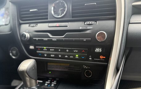 Lexus RX IV рестайлинг, 2017 год, 4 249 000 рублей, 19 фотография