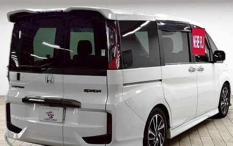 Honda Stepwgn IV, 2017 год, 1 790 000 рублей, 3 фотография