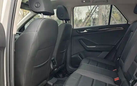 Volkswagen T-Roc I, 2022 год, 2 120 115 рублей, 16 фотография