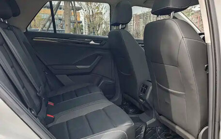 Volkswagen T-Roc I, 2022 год, 2 120 115 рублей, 17 фотография