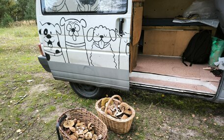 Volkswagen Transporter T4, 1991 год, 750 000 рублей, 4 фотография