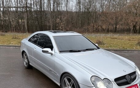 Mercedes-Benz CLK-Класс, 2002 год, 890 000 рублей, 2 фотография