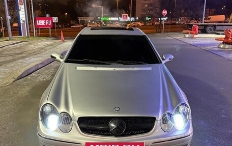 Mercedes-Benz CLK-Класс, 2002 год, 890 000 рублей, 10 фотография
