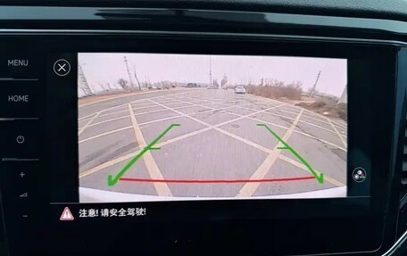 Volkswagen T-Roc I, 2021 год, 1 702 000 рублей, 26 фотография