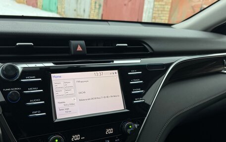 Toyota Camry, 2020 год, 2 350 000 рублей, 14 фотография