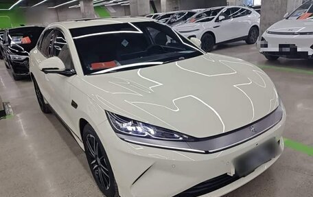 BYD Qin, 2025 год, 2 100 000 рублей, 2 фотография