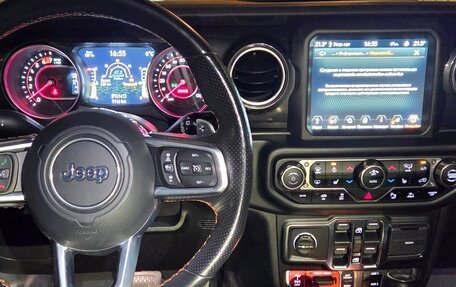 Jeep Wrangler, 2021 год, 9 900 000 рублей, 14 фотография