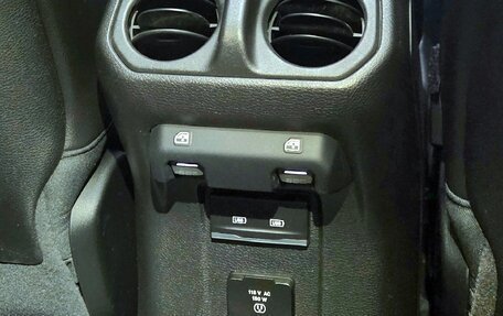 Jeep Wrangler, 2021 год, 9 900 000 рублей, 29 фотография