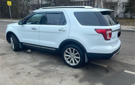 Ford Explorer VI, 2017 год, 2 985 000 рублей, 4 фотография