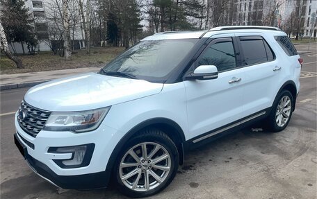 Ford Explorer VI, 2017 год, 2 985 000 рублей, 5 фотография