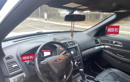 Ford Explorer VI, 2017 год, 2 985 000 рублей, 15 фотография