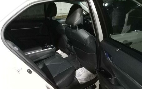 Toyota Camry, 2023 год, 3 940 000 рублей, 12 фотография