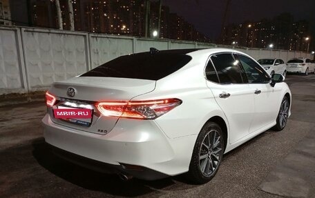 Toyota Camry, 2023 год, 3 940 000 рублей, 3 фотография