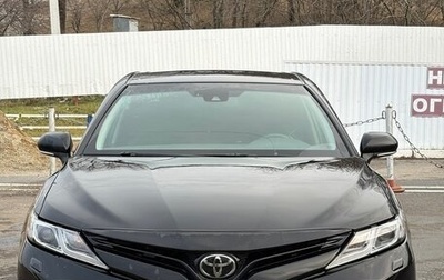 Toyota Camry, 2019 год, 2 400 000 рублей, 1 фотография