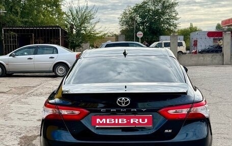 Toyota Camry, 2019 год, 2 700 000 рублей, 3 фотография