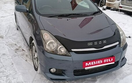 Toyota Wish II, 2004 год, 748 000 рублей, 12 фотография