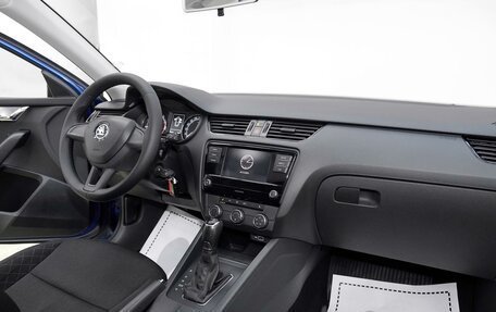 Skoda Octavia, 2018 год, 1 549 000 рублей, 7 фотография