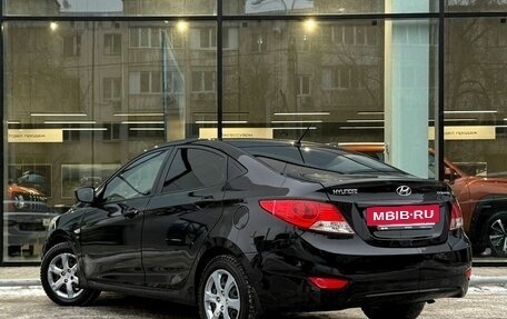 Hyundai Solaris II рестайлинг, 2013 год, 850 000 рублей, 7 фотография