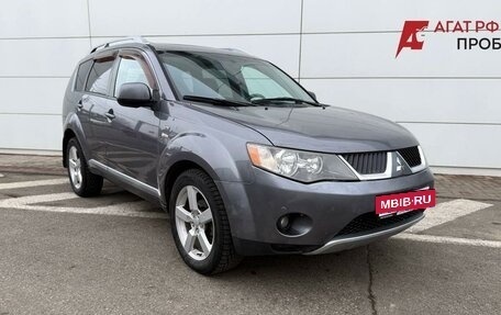 Mitsubishi Outlander III рестайлинг 3, 2007 год, 950 000 рублей, 3 фотография