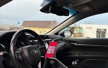 Toyota Camry, 2019 год, 2 400 000 рублей, 9 фотография