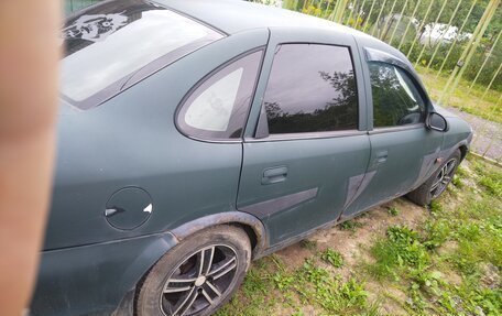 Opel Vectra B рестайлинг, 1998 год, 95 000 рублей, 6 фотография