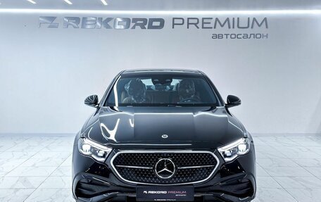 Mercedes-Benz E-Класс, 2025 год, 9 480 000 рублей, 4 фотография