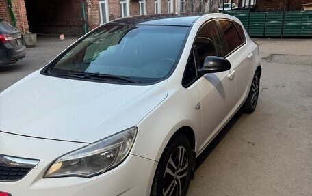 Opel Astra J, 2011 год, 650 000 рублей, 8 фотография