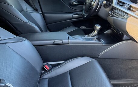 Lexus ES VII, 2020 год, 3 750 000 рублей, 7 фотография