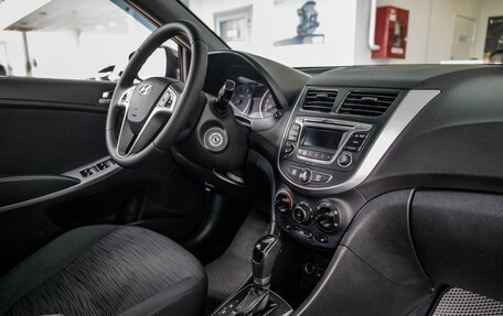 Hyundai Solaris II рестайлинг, 2016 год, 1 148 000 рублей, 34 фотография